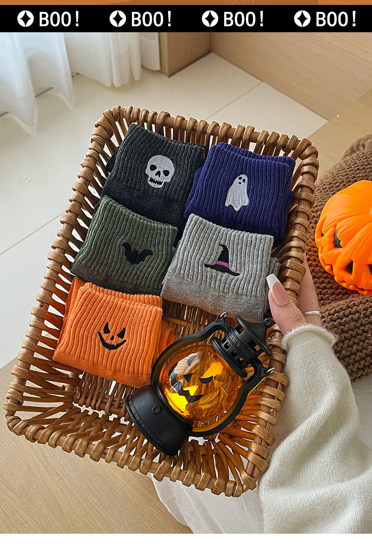 🦇🎃 Spooky-Cute Halloween Embroidered Ankle Socks