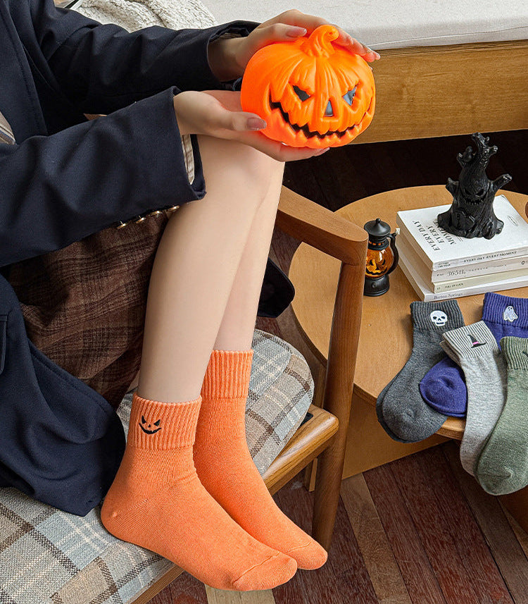 🦇🎃 Spooky-Cute Halloween Embroidered Ankle Socks