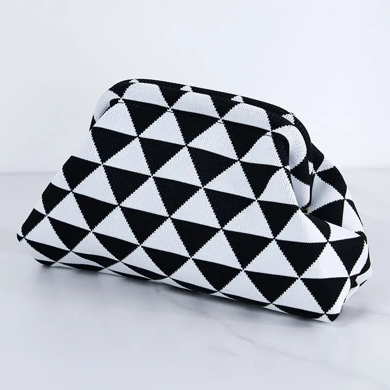 👜 Women’s Striped Crochet Clutch Bag – Lightweight Ruched Woven Makeup Pouch for Travel, Parties & Everyday Style ✨