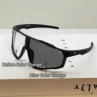 Black Frame [Color-changing Grey]