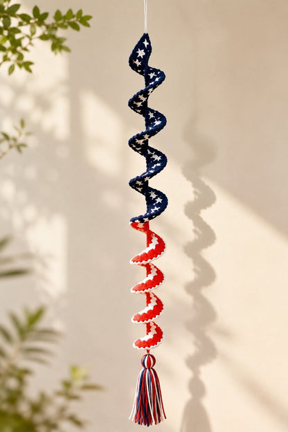 handmade-patriotic-spiral-wind-spinner-260